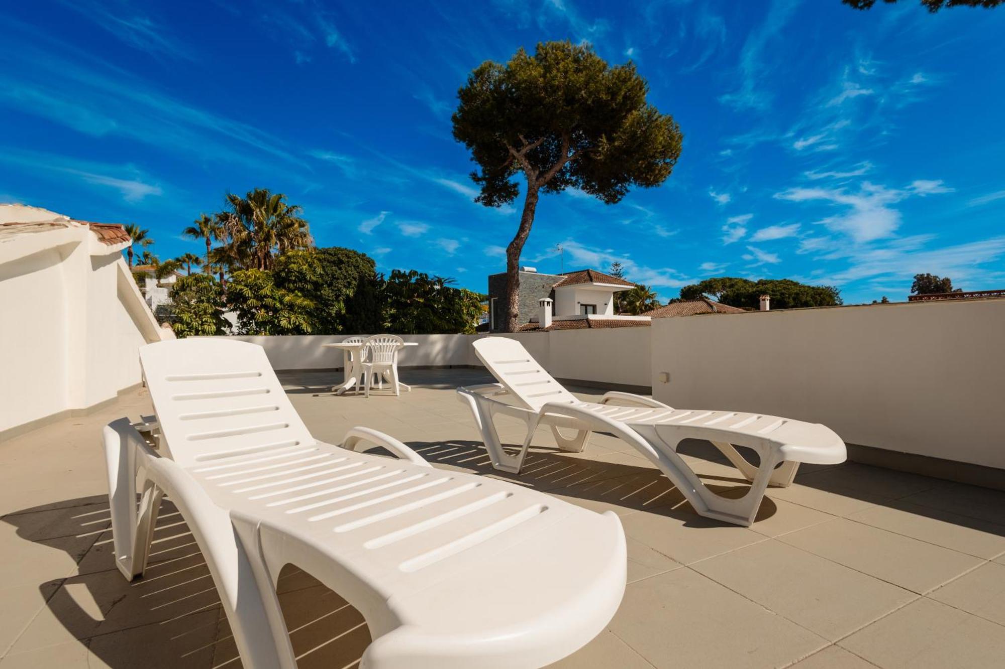 House At The Beach In Costabella, Marbella Bagian luar foto